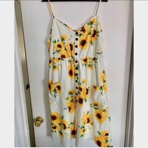 Beautiful sunflower dress 3x!